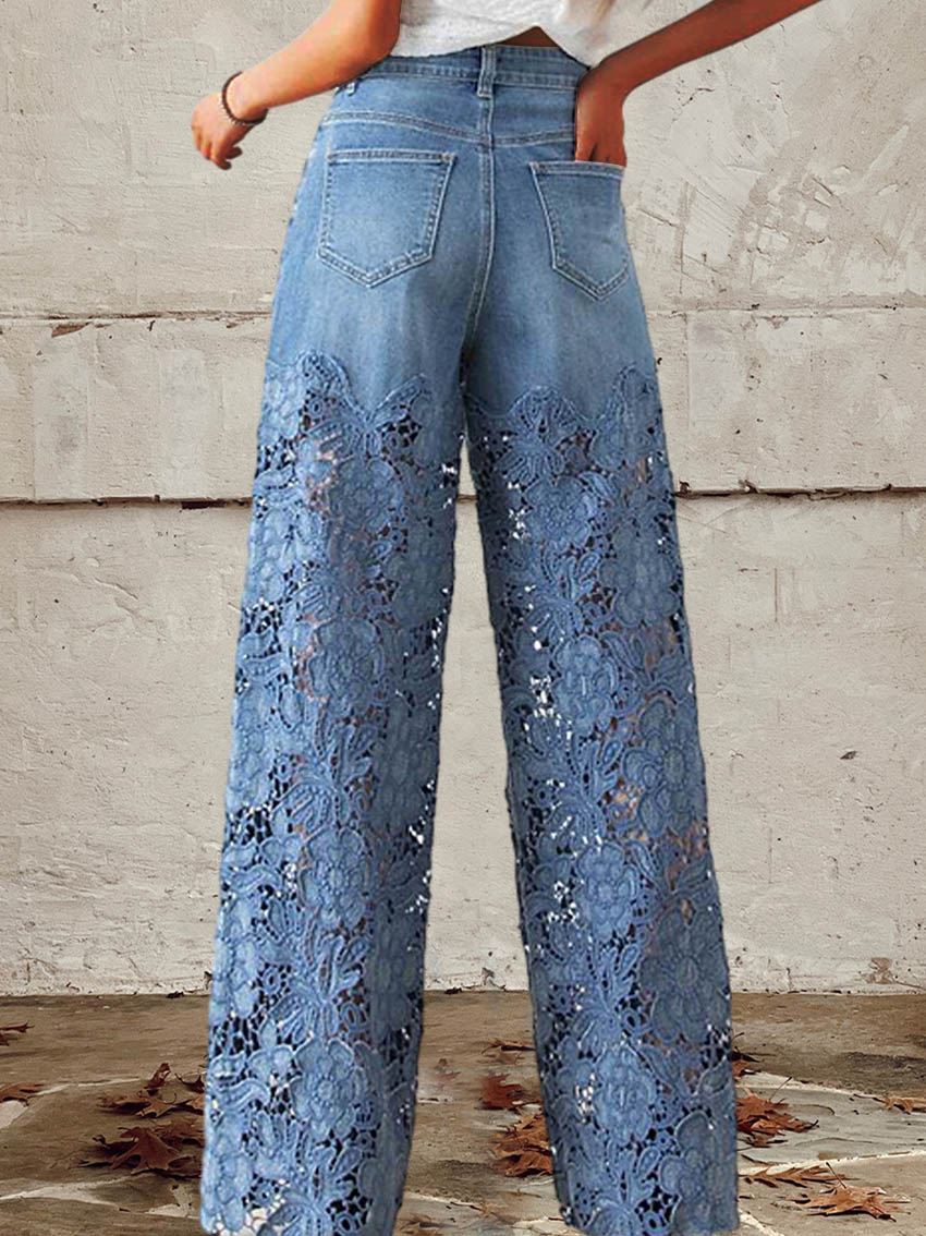 Damesjeans med blonder og patchwork og middelhøj talje, knaplukning