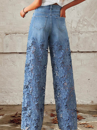 Damesjeans med blonder og patchwork og middelhøj talje, knaplukning